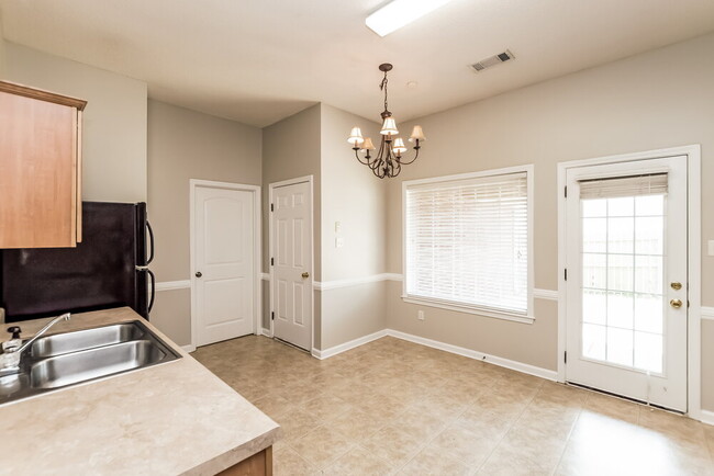 Photo - 10215 Morning Hill Dr