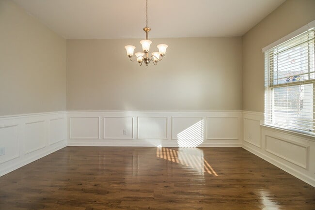 Photo - 8005 Lakota Ct