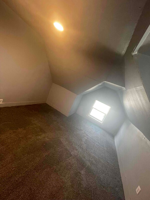 Photo - 406 W Morrison St