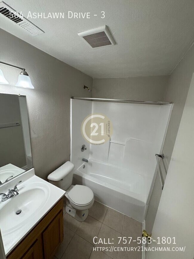 Photo - 504 Ashlawn Dr Unidad 3