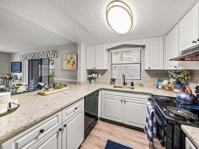 DSC05429 - The Park at Parma