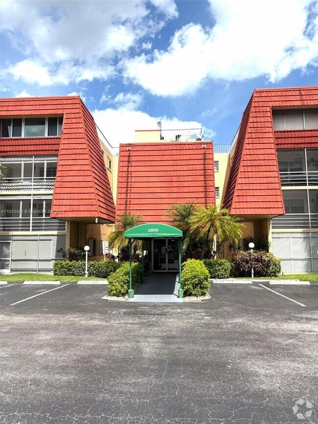 Building Photo - 22615 SW 66th Ave Unit 103 Rental