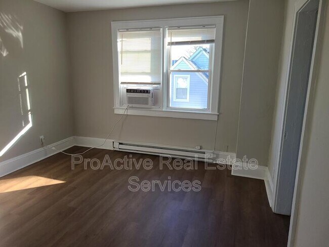 Photo - 1201 Tallwood St