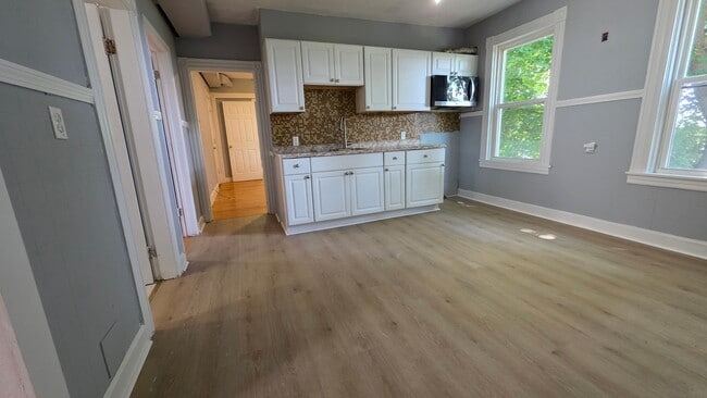 Photo - 53 Merrifield St Unit 2
