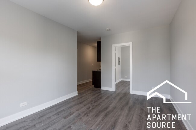 Photo - 3540 N Broadway St Unit DS38