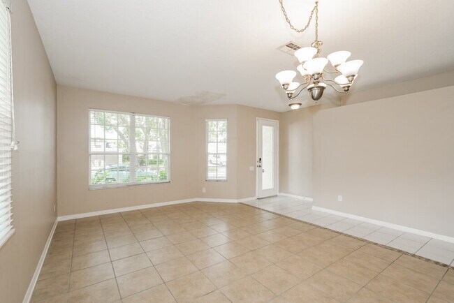 Photo - 5512 Terrain De Golf Dr House