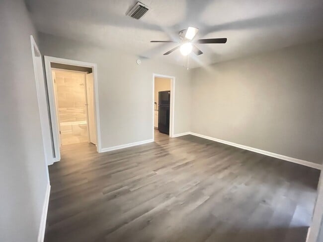 Photo - Affordable 3 Bed House