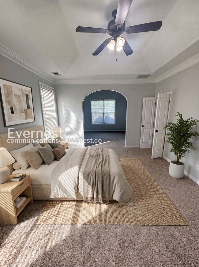 Photo - Limited Time Special Offer / 4 Bed, 2 Bath Home with Garage / Pet-Friendly / Available Now!