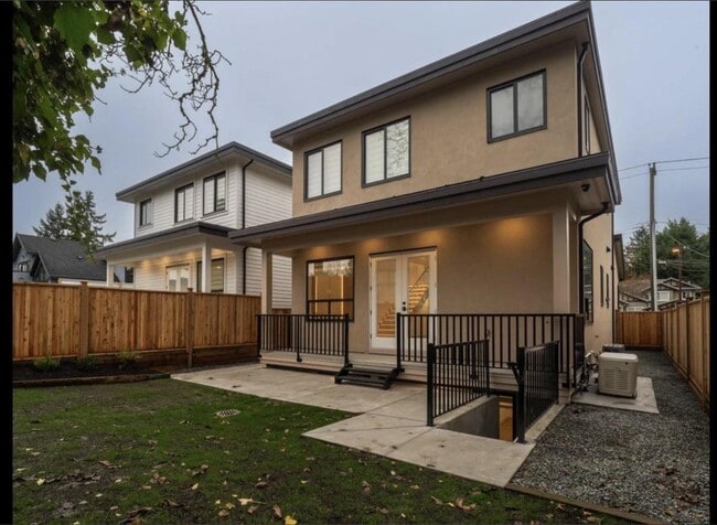 Photo - Bsmt 11772 92 AVE.