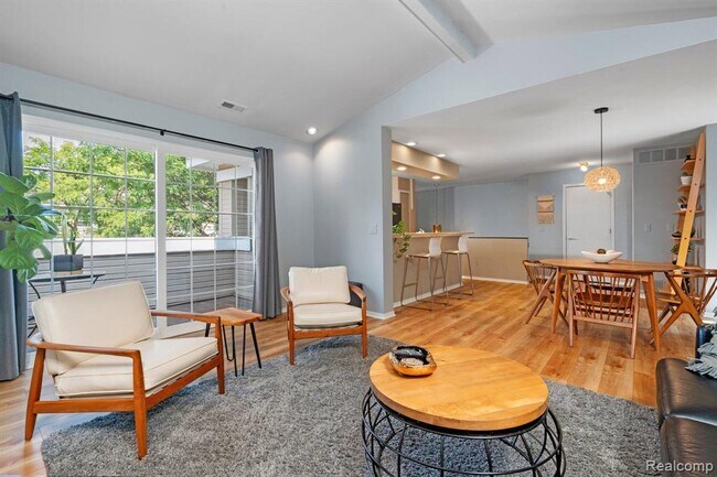 Photo - 6625 Fireside Ct