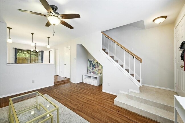 Photo - 1411 Gracy Farms Ln Townhome