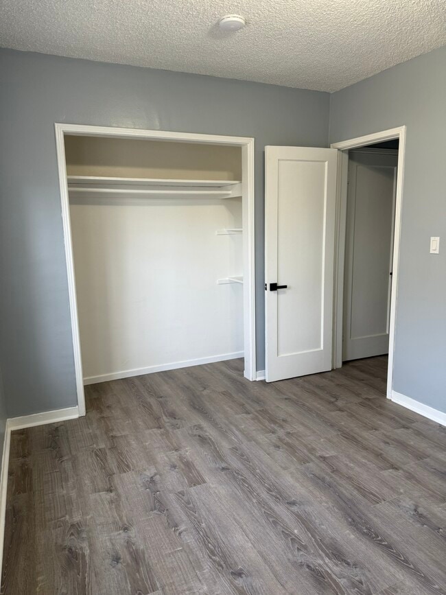 Photo - 11456 Albers St