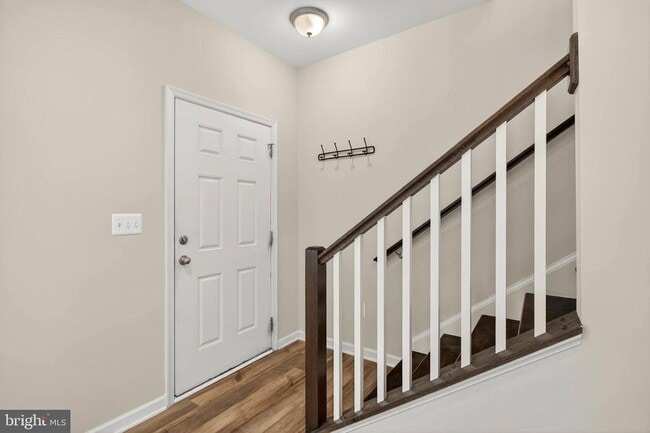 Photo - 17833 Porter Rd