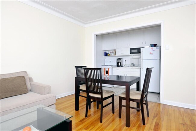 Photo - Tiffany Apartments