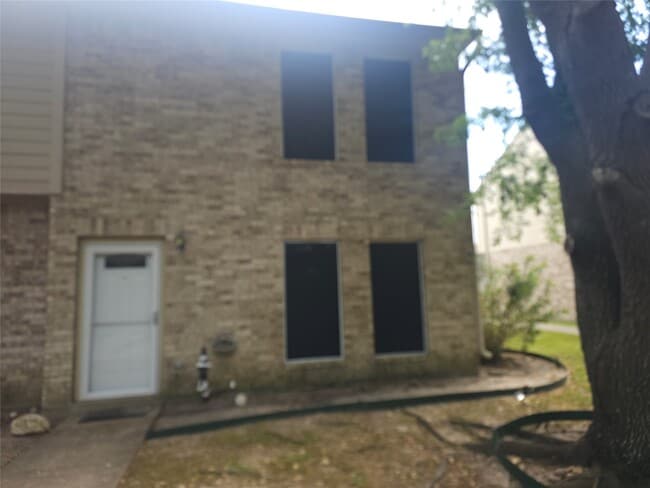 Photo - 1063 Birnham Woods Blvd
