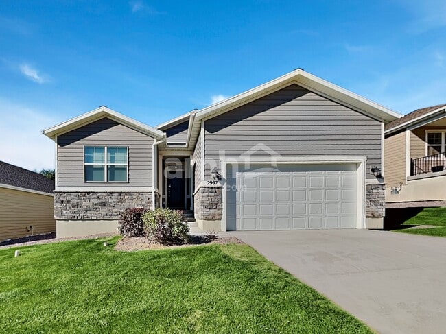 Building Photo - 2997 E S Village Dr Rental
