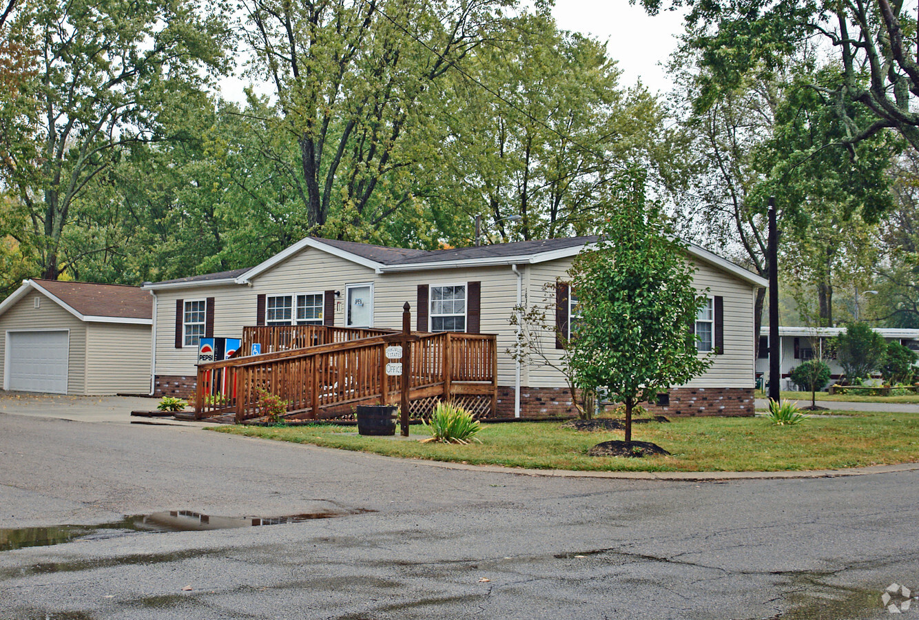 Spring Valley Estates - Spring Valley Estates Apartments