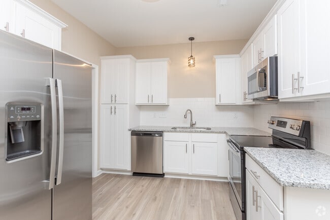 Interior Photo - Kingsley Park Townhomes
