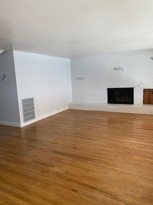 Photo - Spacious Home in West Redding!  Close to M...