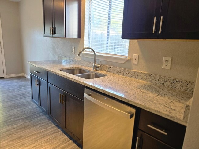 Photo - 8123 Comanche Pass