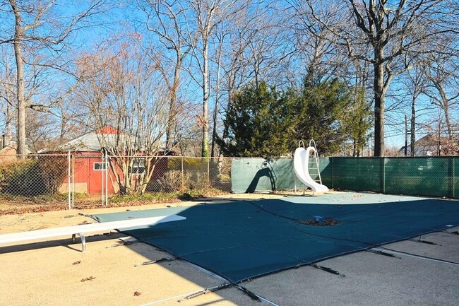 Photo - 3900 Laurel Rd