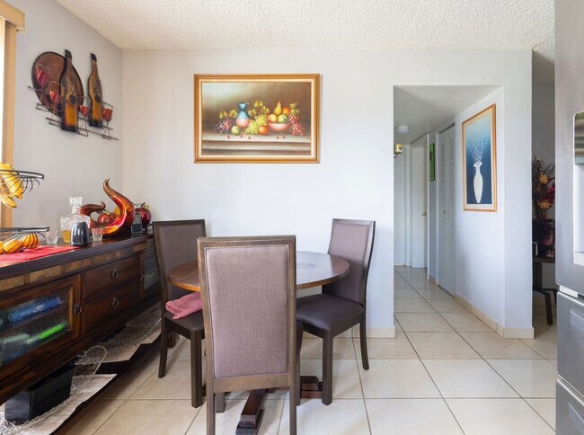 Punta Frances Apartments