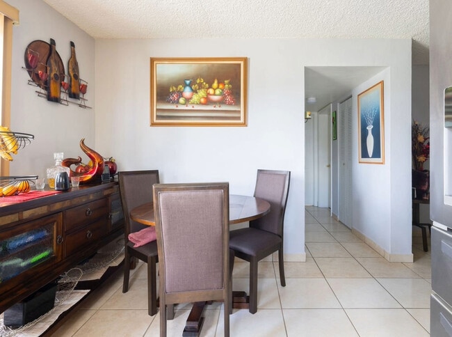 Photo - Punta Frances Apartments