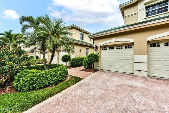 Building Photo - 638 Vintage Reserve Cir Unit 2-B Rental