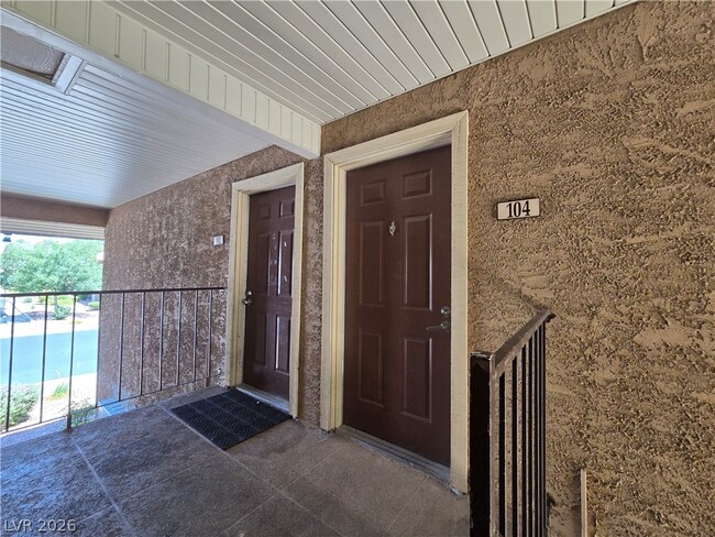 Photo - 5081 River Glen Dr Unit 104