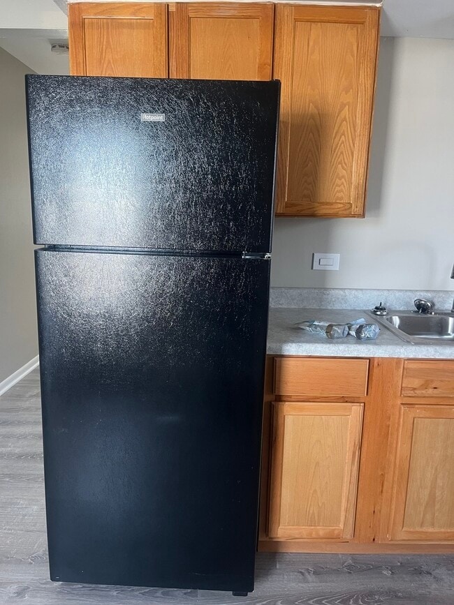 Photo - 7831 Roberts Rd Unit 4