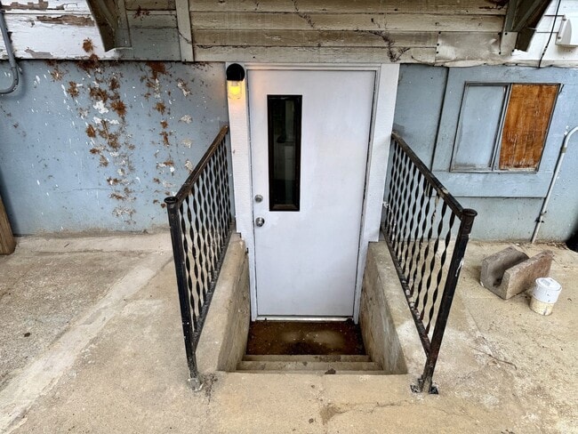 Photo - 4725 Southern Pkwy Unit 4725 Southern Pkwy -  1