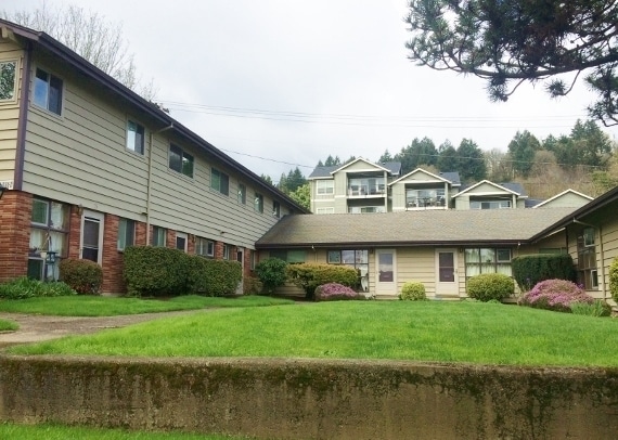 Building Photo - Near OHSU-Well-Appointed Studio Ready Now! Unit 17 Rental