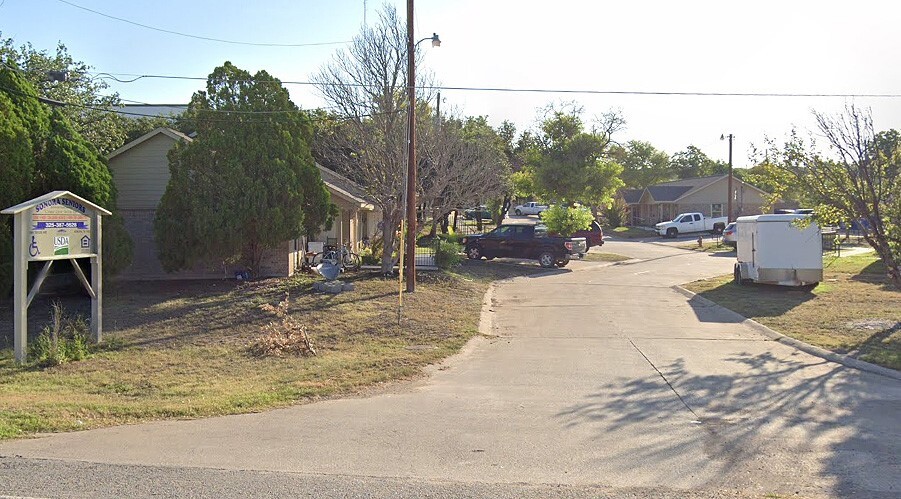 Photo - 1901 Taylor Ave