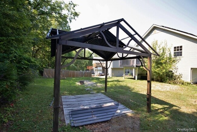 Photo - 346 Angelo Dr