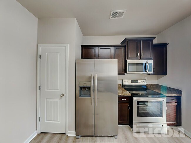 Photo - 37 Longleaf Cir