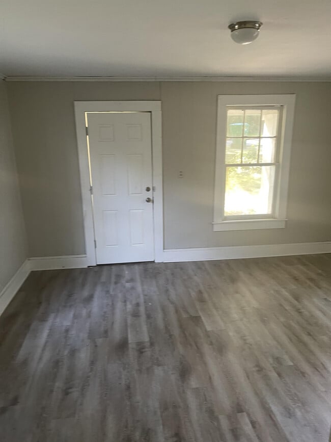 Photo - 456 N Spring St