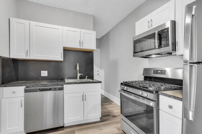 1213 12th St Unit 6