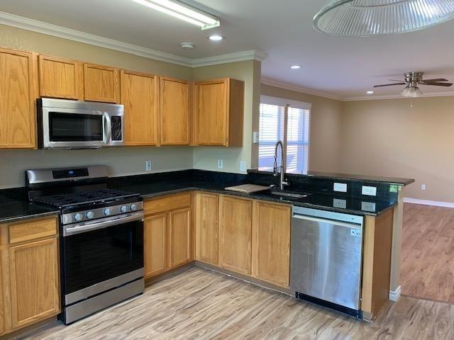 Photo - 1437 Thornhill Ln