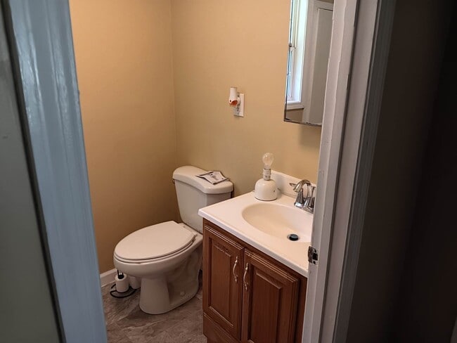 Photo - 76 Peterson Hill Ave Unit A