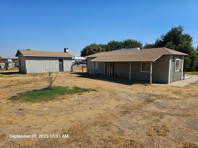 Building Photo - 25936 Rd 108 Rental
