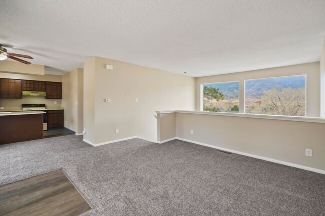 Photo - 608 Crown Ridge Dr Unit 608 Crown Ridge