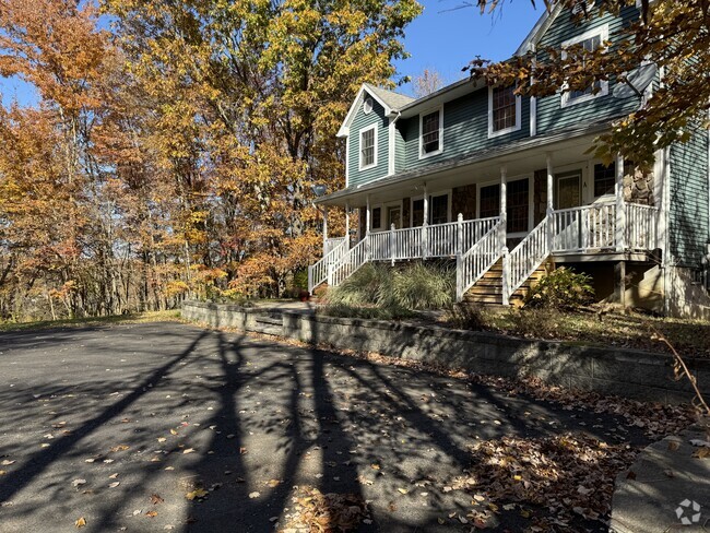 Building Photo - 44 Pancake Hollow Rd Unit A Rental