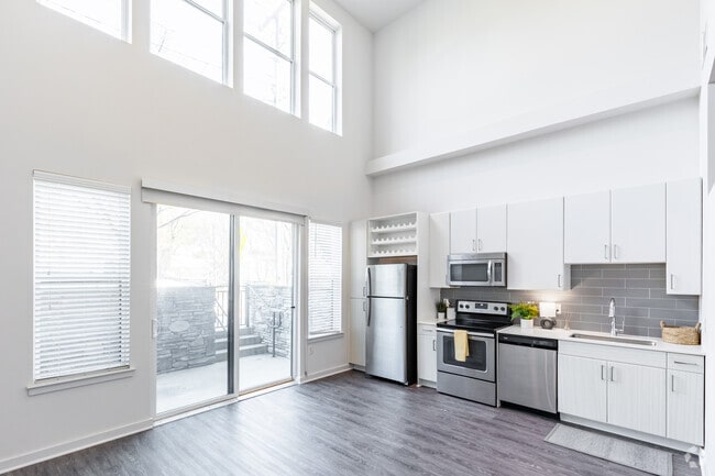 Estudio, 1BA - Cocina/Sala de estar de 607SF2 - Station R Apartments