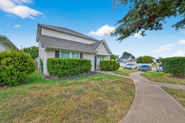 Photo - 6343 Settlers Square Ln