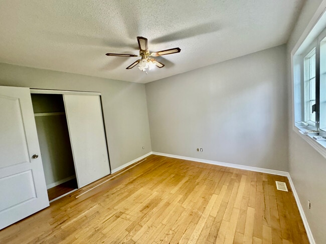 Photo - 205 Glynn Ave