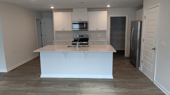 Photo - 104 Ellie Wy