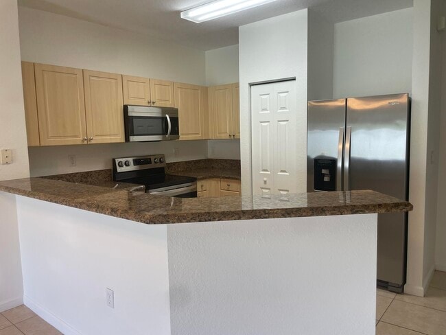 Photo - 5187 SE Mariner Garden Cir