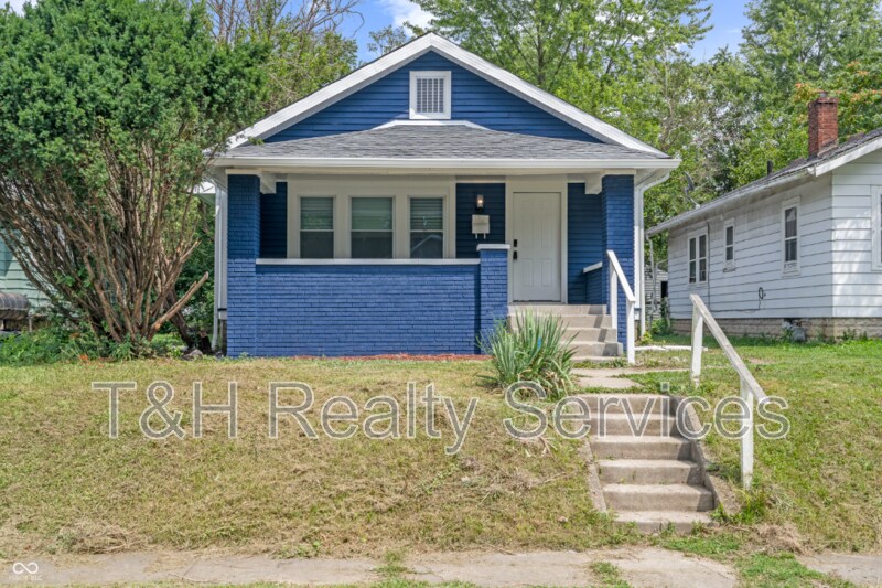 Photo - 1927 N Dearborn St House
