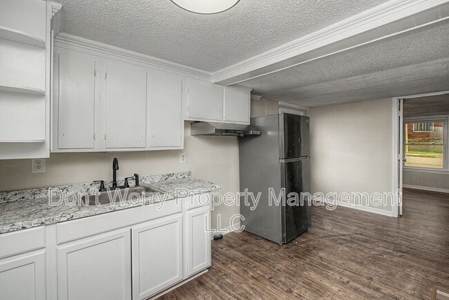Photo - 3504 Brevard St