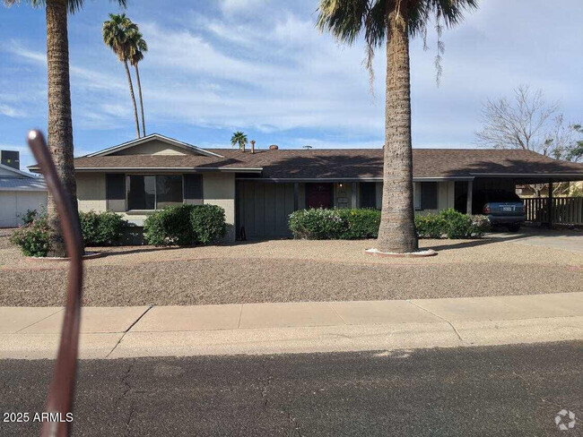 Building Photo - 11640 N Hagen Dr Rental